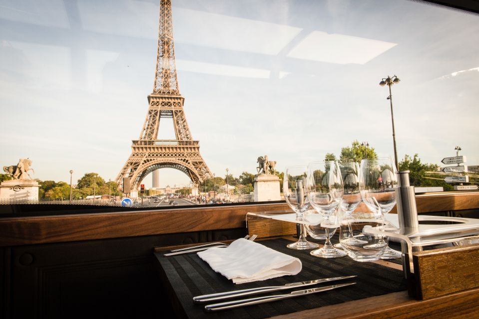 Paris: Bustronome Gourmet Lunch Tour on a Glass-Roof Bus - The route timing: how the sightseeing and lunch fit together