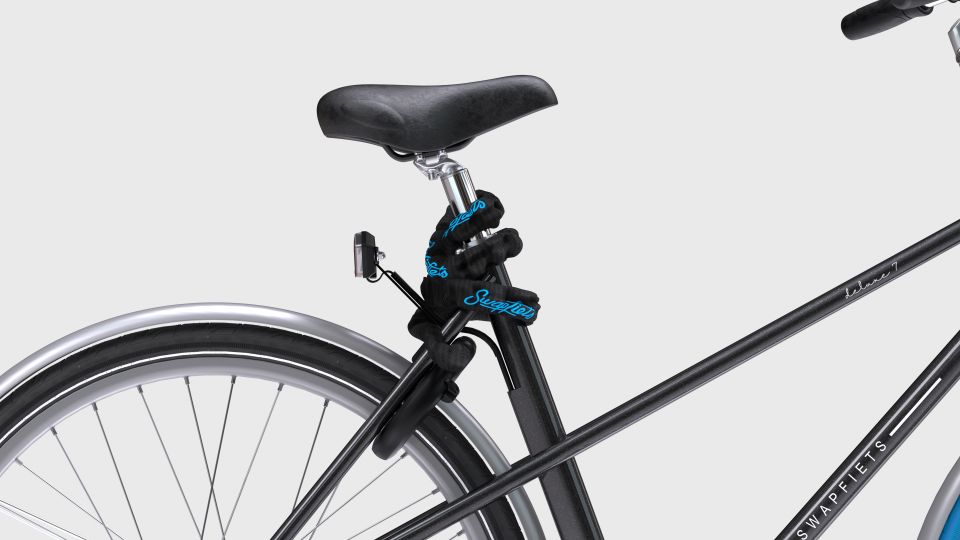 Paris by bike - Riding in Paris: safety tips that keep your day fun