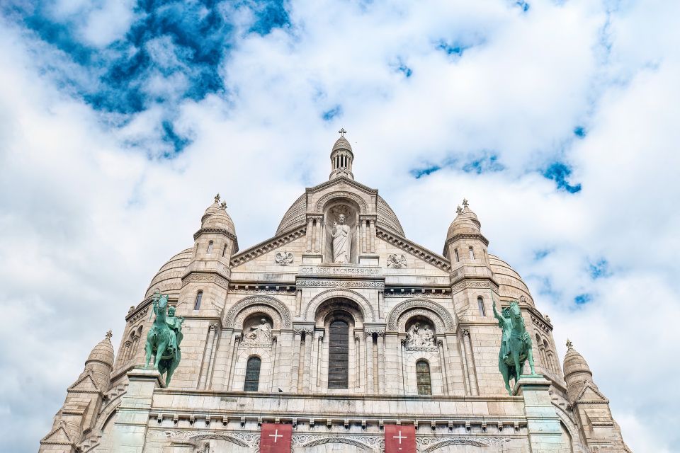 Paris: Charms of Montmartre Guided Walking Tour - Picasso’s tiny cabaret and outlandish adventures