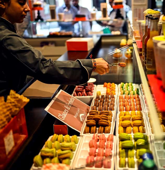 Paris: Chocolate and Pastry Tour with Tastings - Guides that make it fun: Aicha, Olivia, Nell, Alison, Lorca, Zara, and Lisa