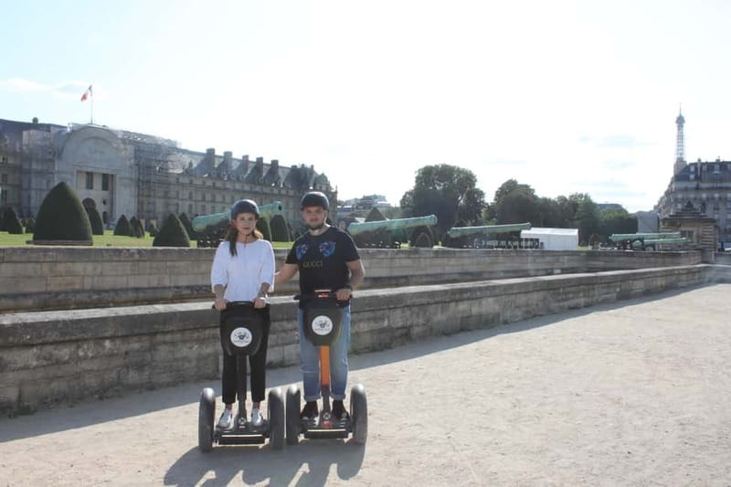 Paris: City Highlights on a Segway - Champ de Mars to Eiffel Tower: timing your wow moment