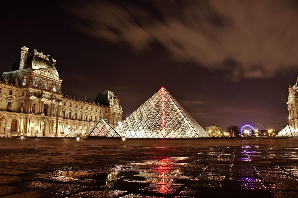Paris: City of Lights Walk + Seine River Cruise - The Seine cruise finale: how to make the hour count