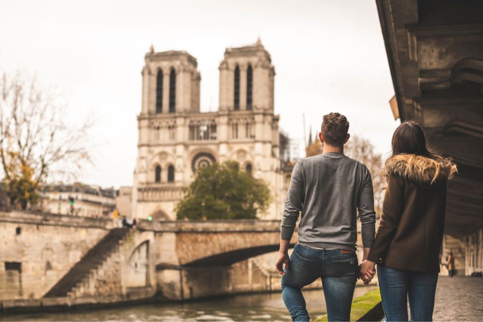 Paris: City Tour with Louvre Tickets & Cider with a Crepe - Why this Paris loop works: medieval core to modern museum in 3–4 hours
