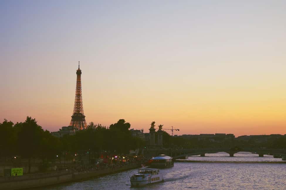 Paris: City Walking Tour and Seine River Cruise - Place de la Concorde: fountains, big history signals, and the Luxor Obelisk area