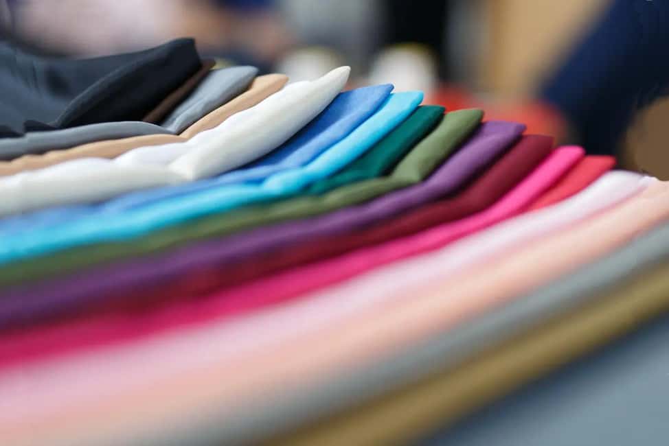 Paris: Color analysis - Paris practicality: where it is and how to reach it