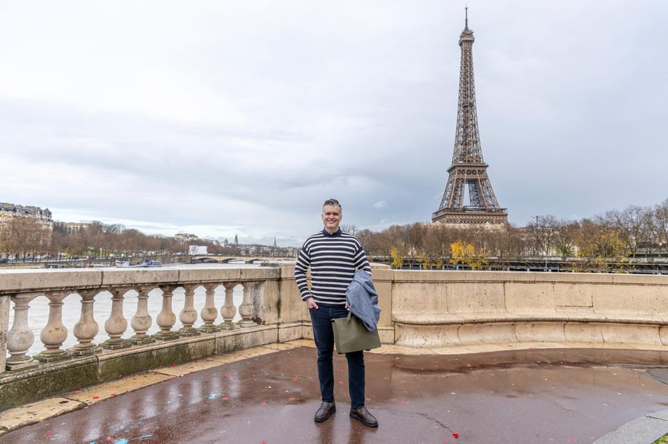 Paris: Eiffel Area Private Photoshoot - Private session value: why one-on-one matters near the Eiffel