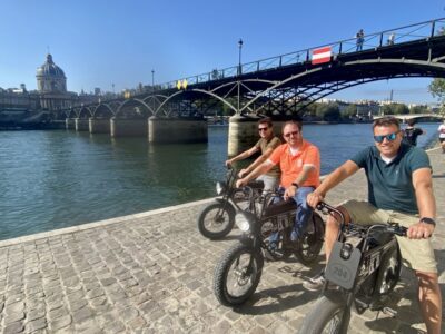 Paris: Eiffel Tower and Notre Dame Night Tour by E-Bike - Meet at 10 Rue de la Paix: setup, gear, and first moments