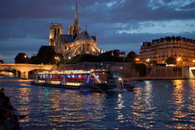Paris: Eiffel Tower Dinner Cruise with a Moulin Rouge Show - The Seine dinner cruise: Paris from the waterline
