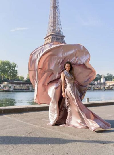 Paris: Eiffel Tower Flying-Dress Photoshoot jonadress - Pont d’Iéna to Trocadéro: the simple route that gives strong Eiffel photos