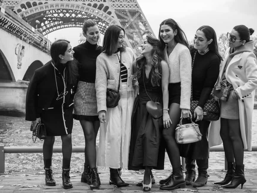 Paris: Eiffel Tower Private Photoshoot Experience - Meet Angelica Brewis: a photographer who keeps you comfortable
