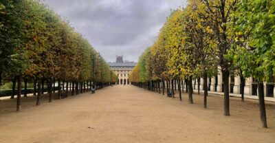 Paris: Fashion History Walking Tour in the Heart of Paris - Starting at La Comédie-Française: your cue for classic Paris + style power