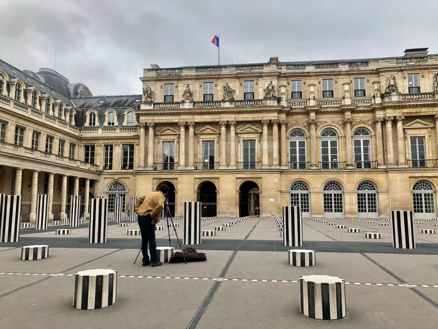 Paris: Fashion History Walking Tour in the Heart of Paris - Place Vendôme: the jewelry epicenter and the economics behind glamour