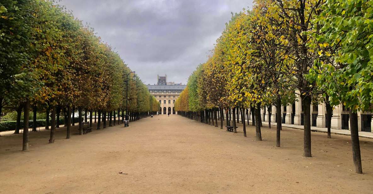 Paris: Fashion History Walking Tour in the Heart of Paris - Starting at La Comédie-Française: your cue for classic Paris + style power