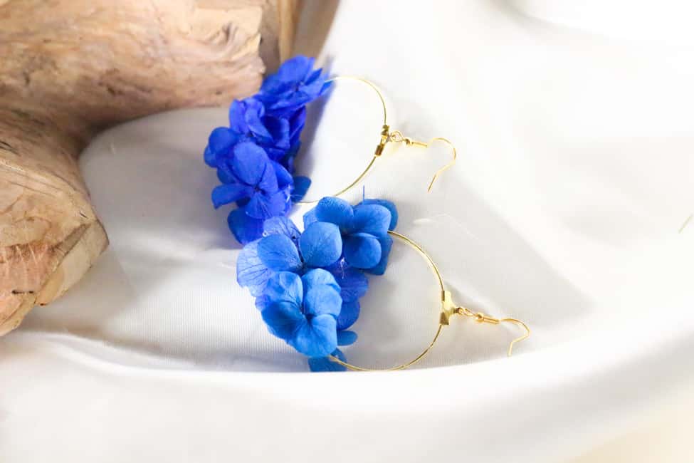 Paris: Floral Earrings workshop - Quality Materials You Can See and Feel