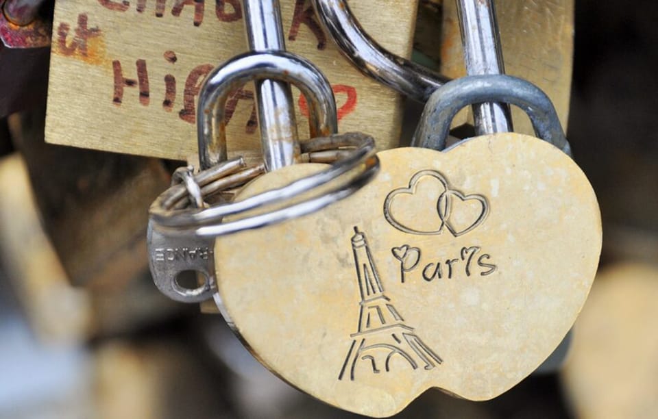 Paris for first-timers – from Notre-Dame to the Louvre - Palais de Justice and Conciergerie: Where Power Meets Drama