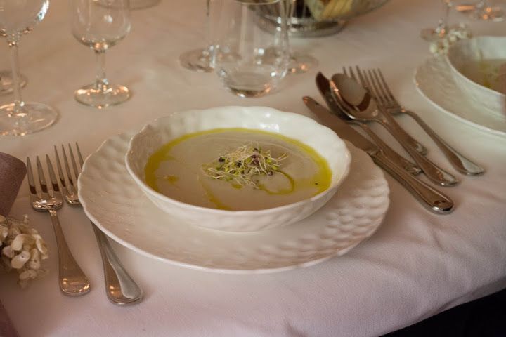 Paris: Full-Day Cooking Class, Market Tour and Lunch - The lunch moment: Wine pairing, generous cheese, and calm pacing