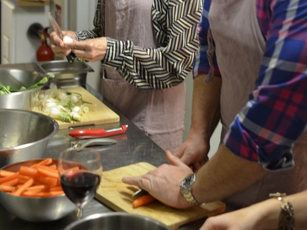Paris: Full-Day Cooking Class, Market Tour and Lunch - Price and value: Is $258 per person worth it?