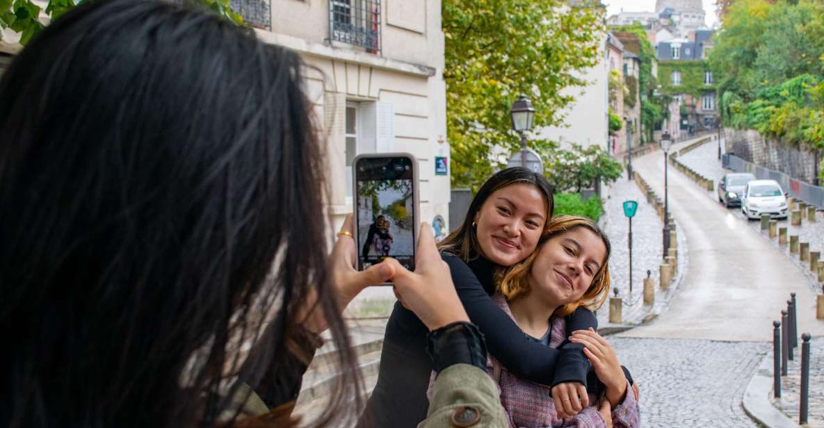 Paris: Full-Day Custom Tour with Local Guide - Le Marais Hour: Shopping, Snacks, and Neighborhood Roots