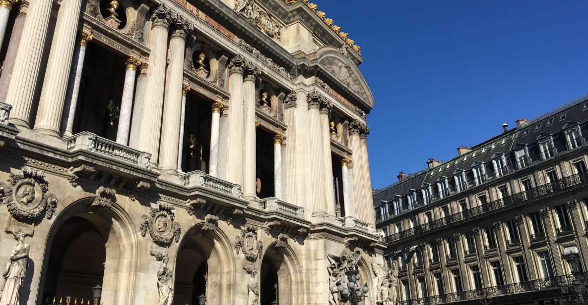 Paris: Guided Outdoor Walking Escape Game - Palais Garnier: clues inside a theater-world backdrop
