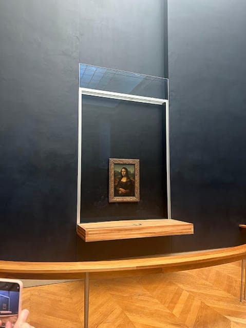 Paris: Guided tour in PORTUGUESE at the Louvre-semi-private - Using your remaining Louvre time after the tour