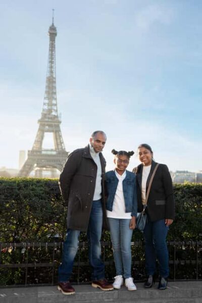 Paris: Half-Day Trip to Fontainebleau with a Local - The Ride With a Welcome Driver-Guide: Comfort and Real Flexibility
