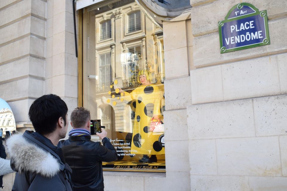 Paris : Highlights of Parisians' Paris guided tour - Place Vendôme and the Opera Garnier story: status built in stone