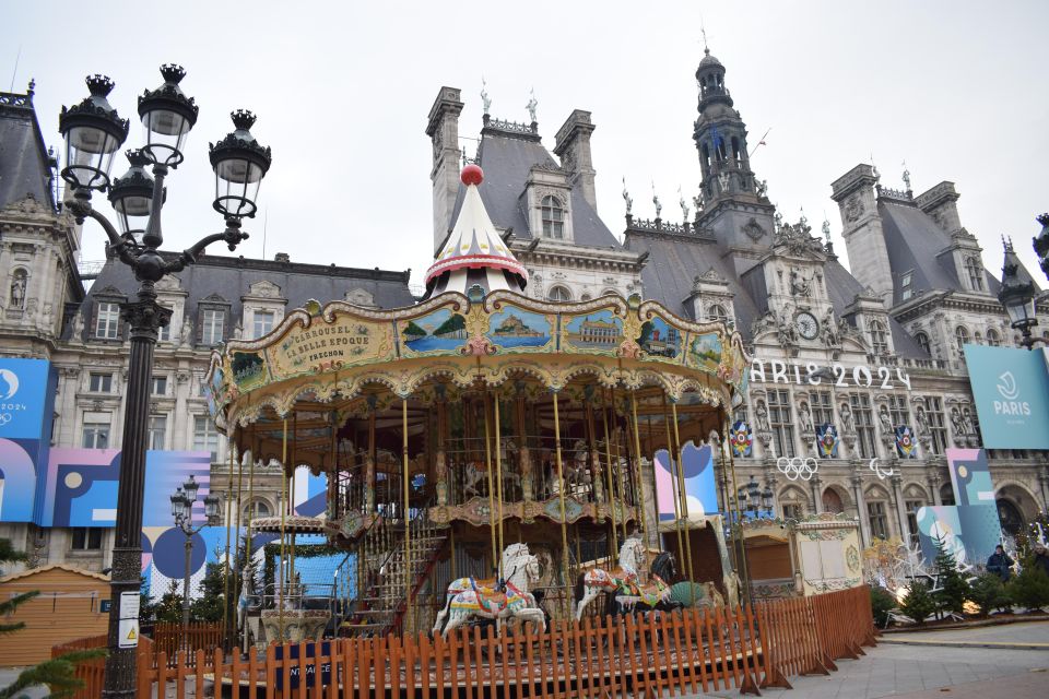 Paris : Highlights of Parisians' Paris guided tour - Galeries Lafayette dome: the final wow with time to look up