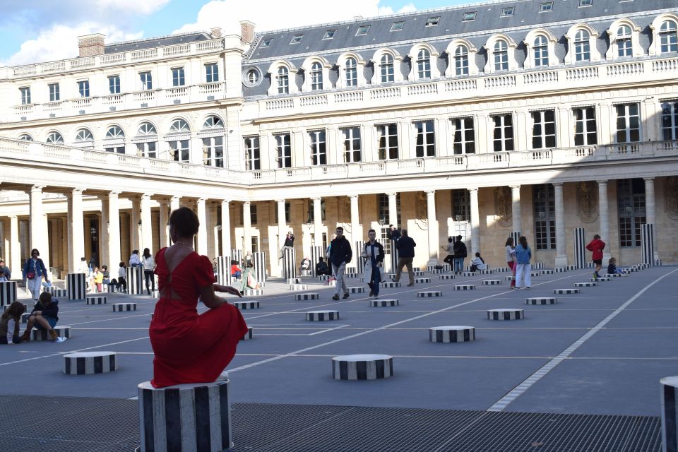Paris : Highlights of Parisians' Paris guided tour - Les Halles side streets and the 1826 passage you can actually feel
