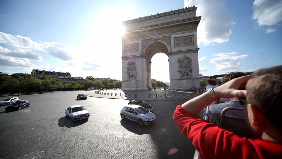 Paris: Hop-on Hop-off Bus Tour & Seine Cruise Bundle Tour - Audio Commentary in 10 Languages + the App: How to Avoid the Common Friction
