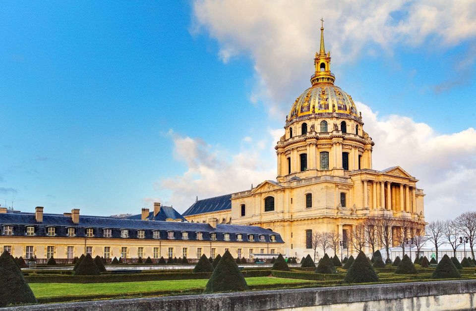 Paris: Invalides Dome - Skip-the-Line Guided Museum Tour - Museum time: artifacts, recreations, and military maps