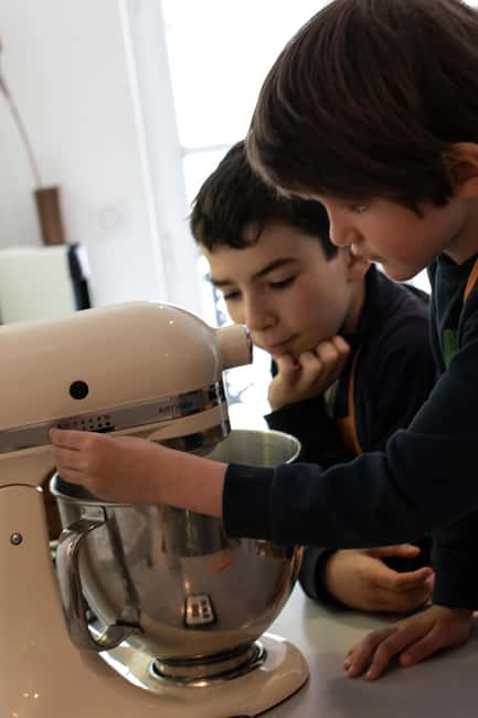 Paris: Kids in the Kitchen - Croissant - A small Paris apartment where kids actually bake croissants