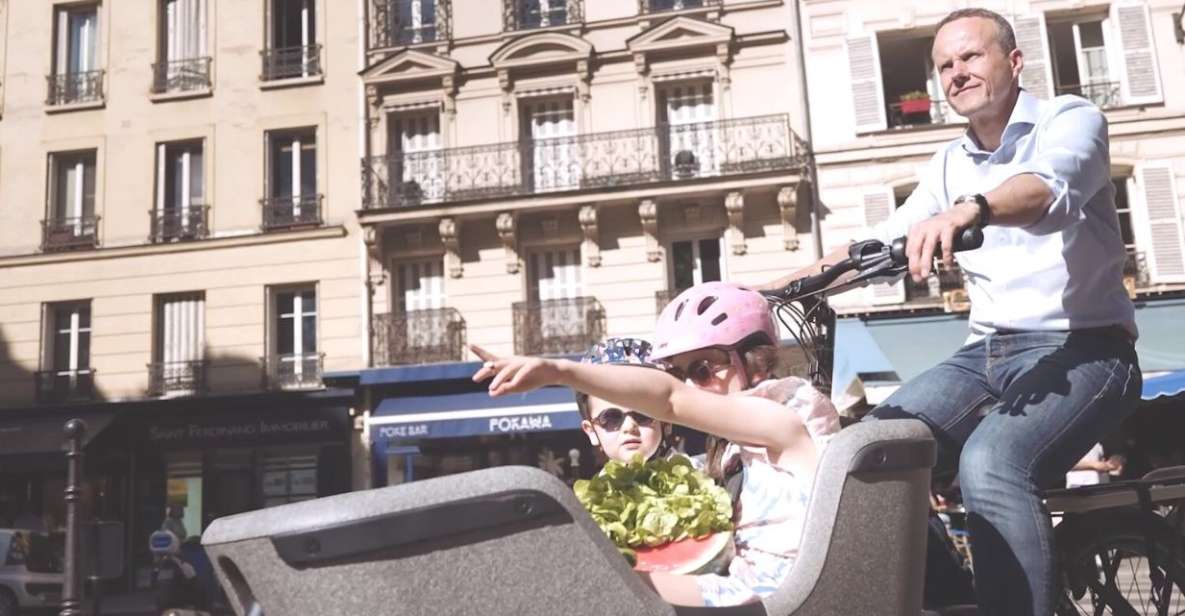 Paris Kids tour - Bike rental and helmets: what’s included (and why it matters)