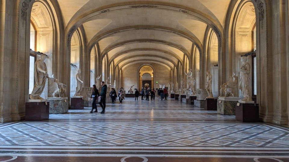 Paris : Late Night Louvre Tiny Group Tour - Napoleon III Apartments and Italian Renaissance Paintings: The Details People Skip