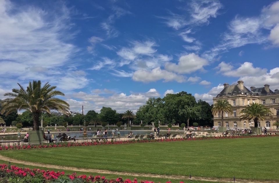 Paris: Latin Quarter Guided Walking Tour in German - The green-space pause: your legs will thank you