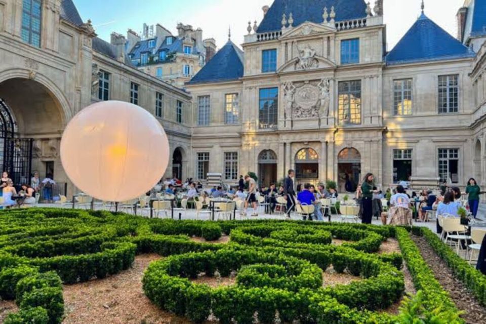 Paris: Le Marais District Guided Walking Tour - Paroisse Saint-Paul Saint-Louis: Spiritual Heritage in the Middle of Paris