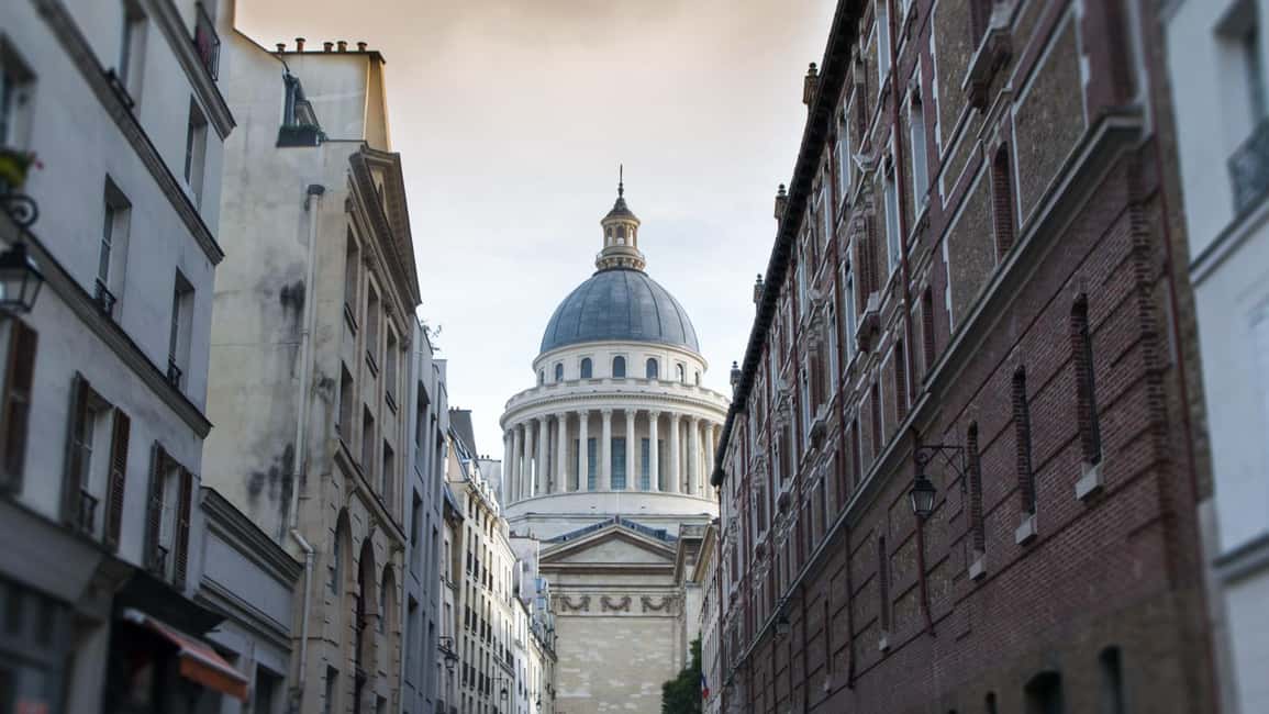 Paris: Left Bank Food & Wine Tour in the Latin Quarter - Wine Cellar Finale: Two Drinks and a Sommelier-Led Tasting
