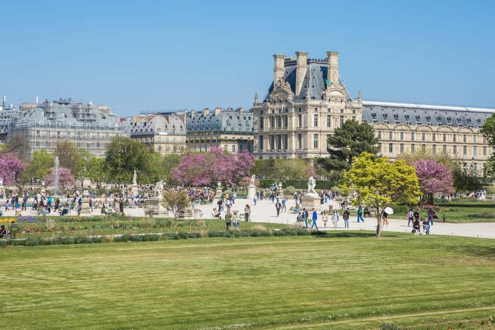 Paris: Louvre Museum Fast Entry and Hop-On Hop-Off Bus Tour - Price and value: is $118 fair for what you get?