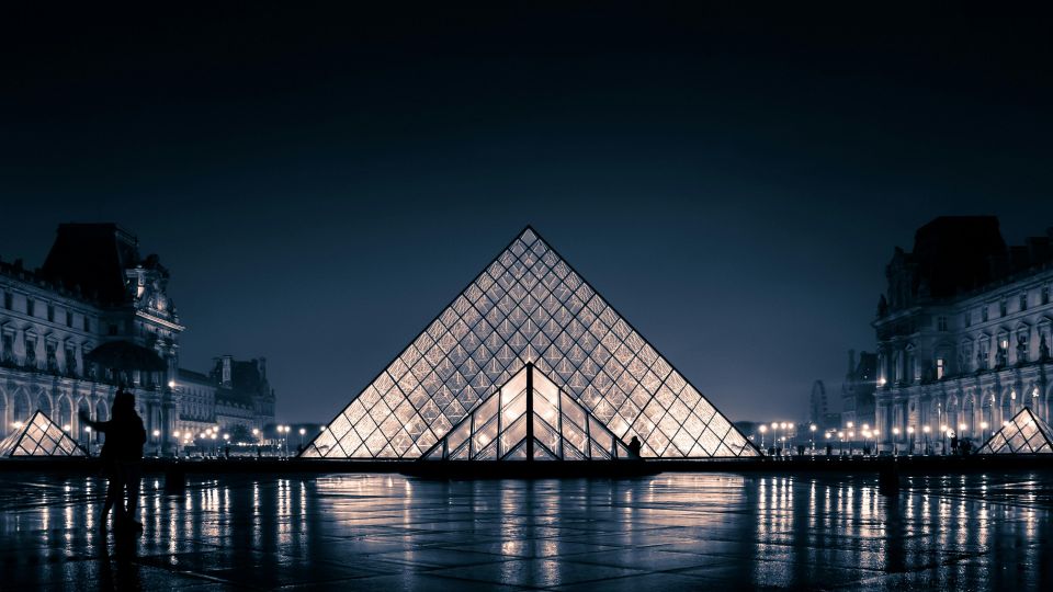 Paris: Louvre Museum Ticket with Optional Hosted - Inside the Museum: How the Audio Guide Helps You Hit the Big Names