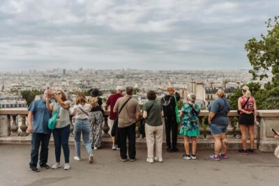 Paris: Louvre or Orsay, Eiffel Tower, City Walk & Cruise - Montmartre and Sacré-Cœur: Views First, Stairs Later