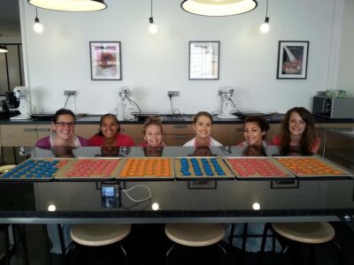 Paris: Macaron, Croissant or Pastry Class with a French Chef - How a 150-minute pastry class really flows