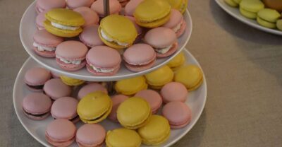 Paris: Macarons Class, Teatime and To-Go Box - The 3-hour flow: from piping station to tea stories