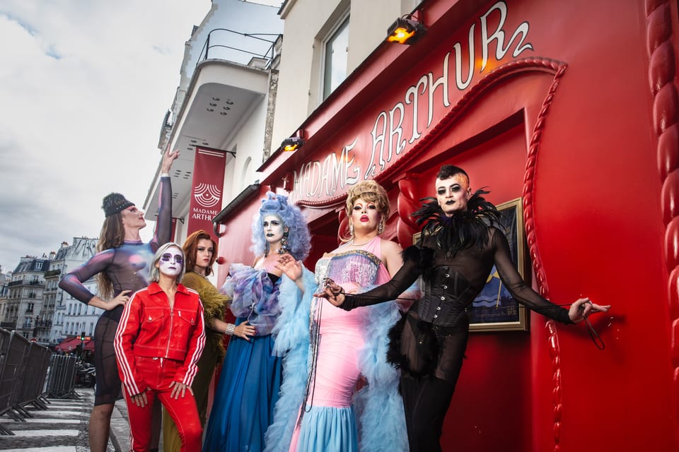 Paris : Madame Arthur Cabaret Show & Club Entry Ticket - Doors, Showtime, and the Thursday to Saturday Rhythm