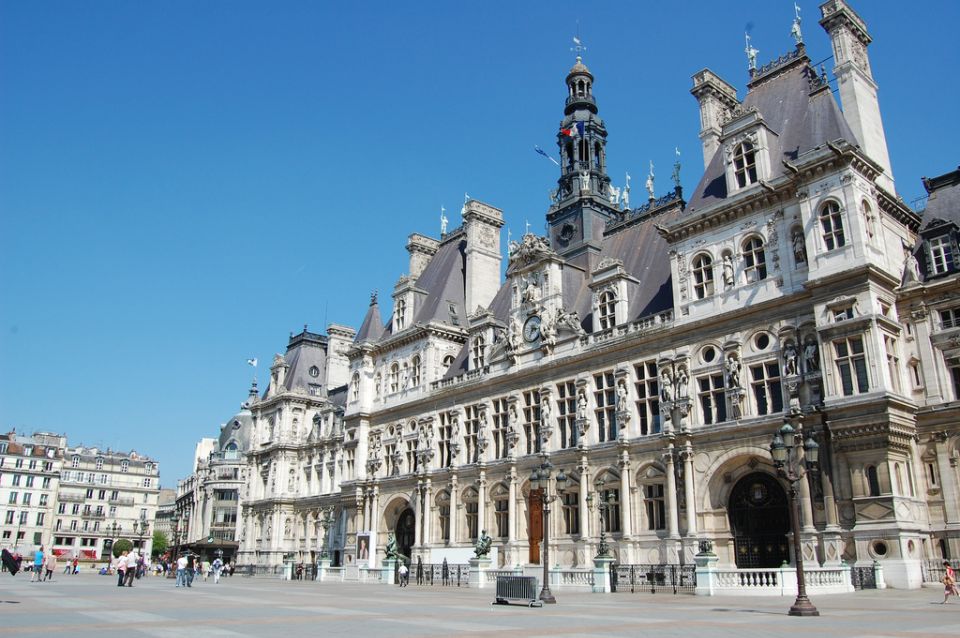 Paris Marais Quarter 2-Hour Private Walking Tour - Meeting at Metro Étienne Marcel and how the walk is paced