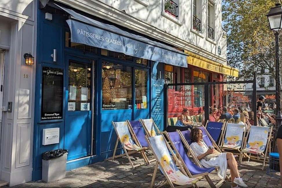 Paris: Montmartre Chocolate and Pastry Walking Tour - Small creperie crêpes: where the owner’s energy is part of the flavor