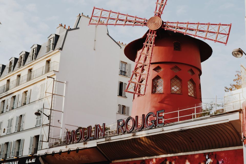 Paris Montmartre Highlights Walking Tour - Small Group - Moulin de la Galette and La Maison Rose: creativity you can see