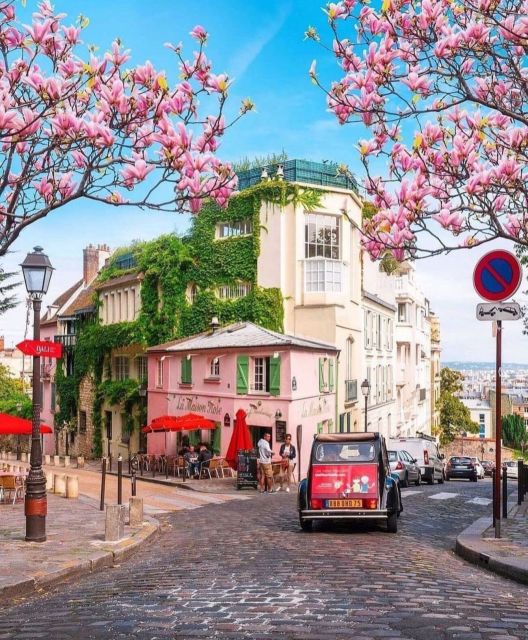 Paris: Montmartre Hill & Sacré-Cœur Guided Walking Tour - Guide quality and pacing: what you can do to protect your experience