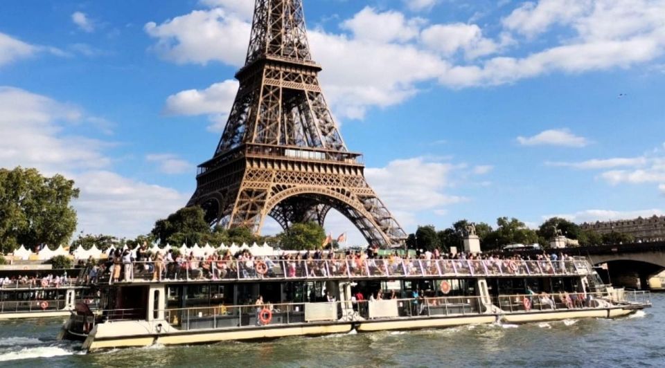 Paris: Montmartre Private Guided Tour & River Cruise Option - Montmartre, but with a plan you can actually follow