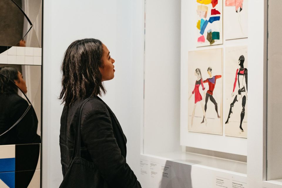 Paris: Musée Yves Saint Laurent Before Opening Hours Tour - Key things to know before you go
