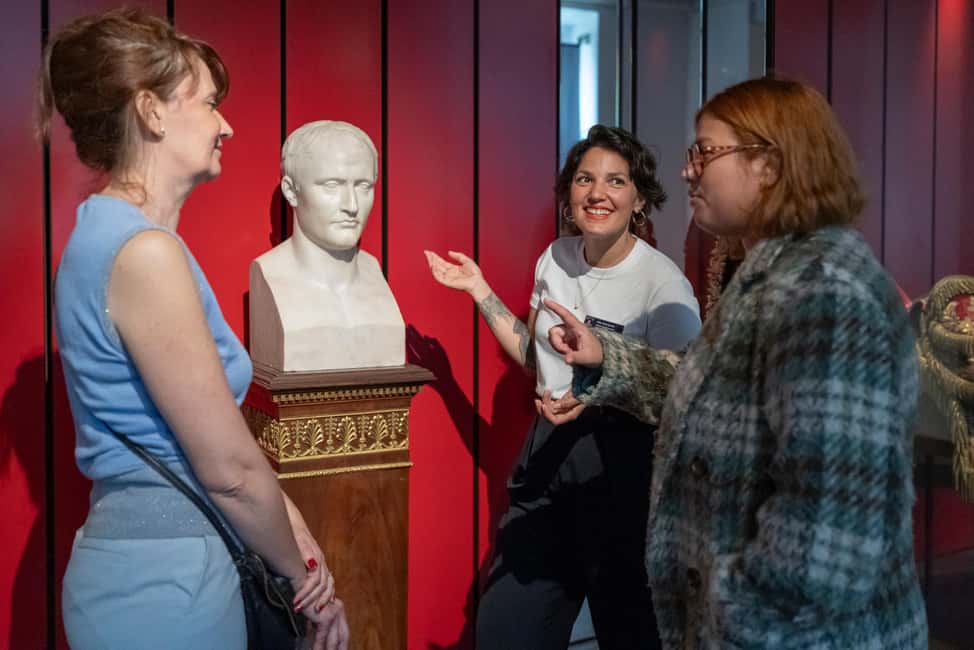 Paris: Napoleon’s Tomb & Invalides Small Group Guided Tour - Why the small group (8 or fewer) changes everything