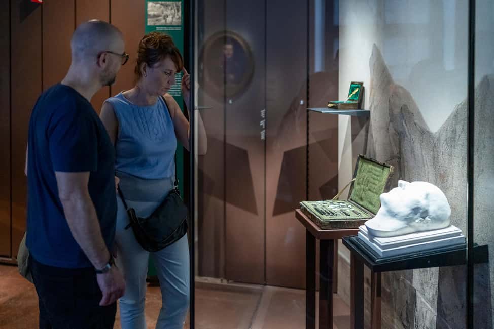 Paris: Napoleon’s Tomb & Invalides Small Group Guided Tour - A practical way to plan it in your Paris day